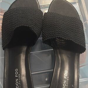 London Fog Women's Black Textured Sandals